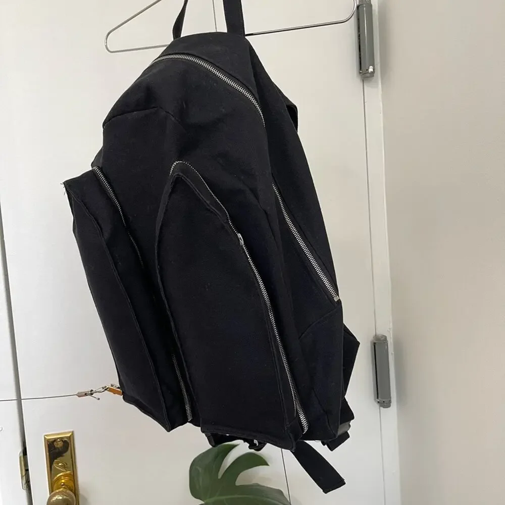 Who decides war pocketed book bag sample